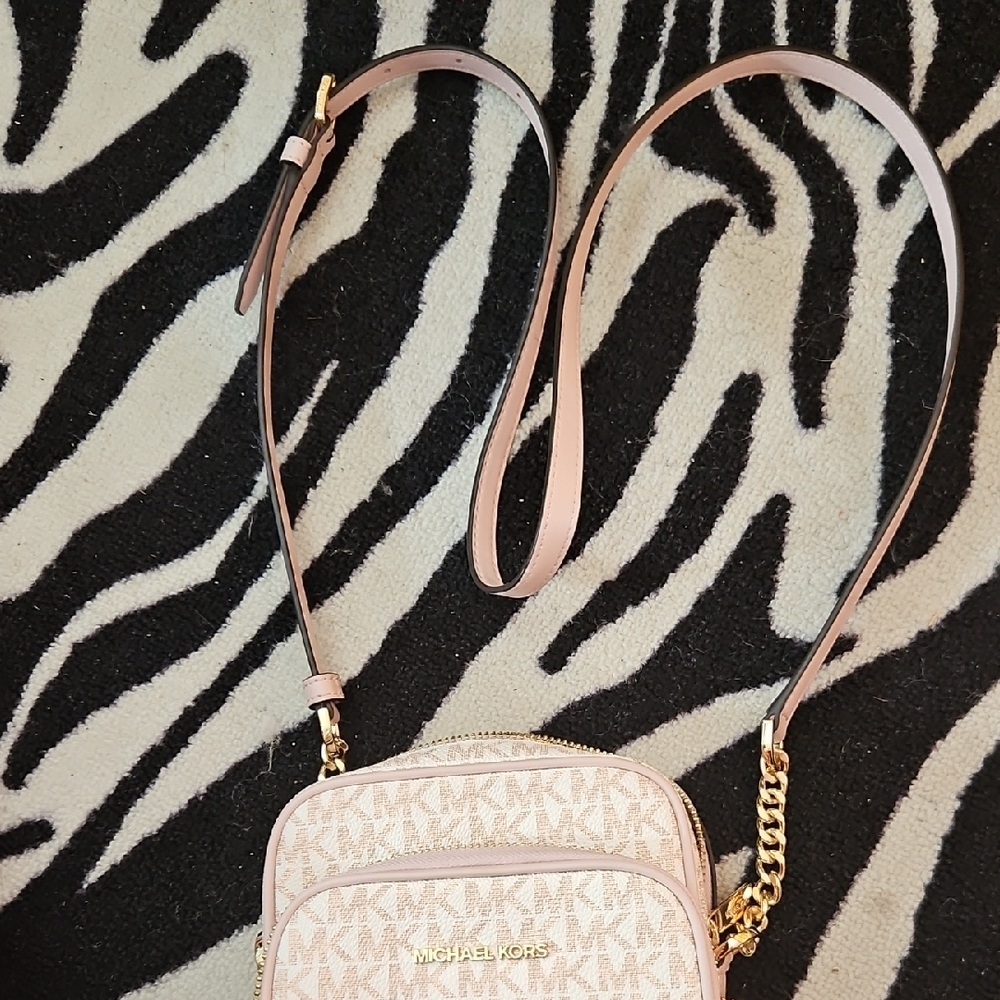 Michael Kors Light Pink Monogram Crossbody Bag - Picture 8 of 8